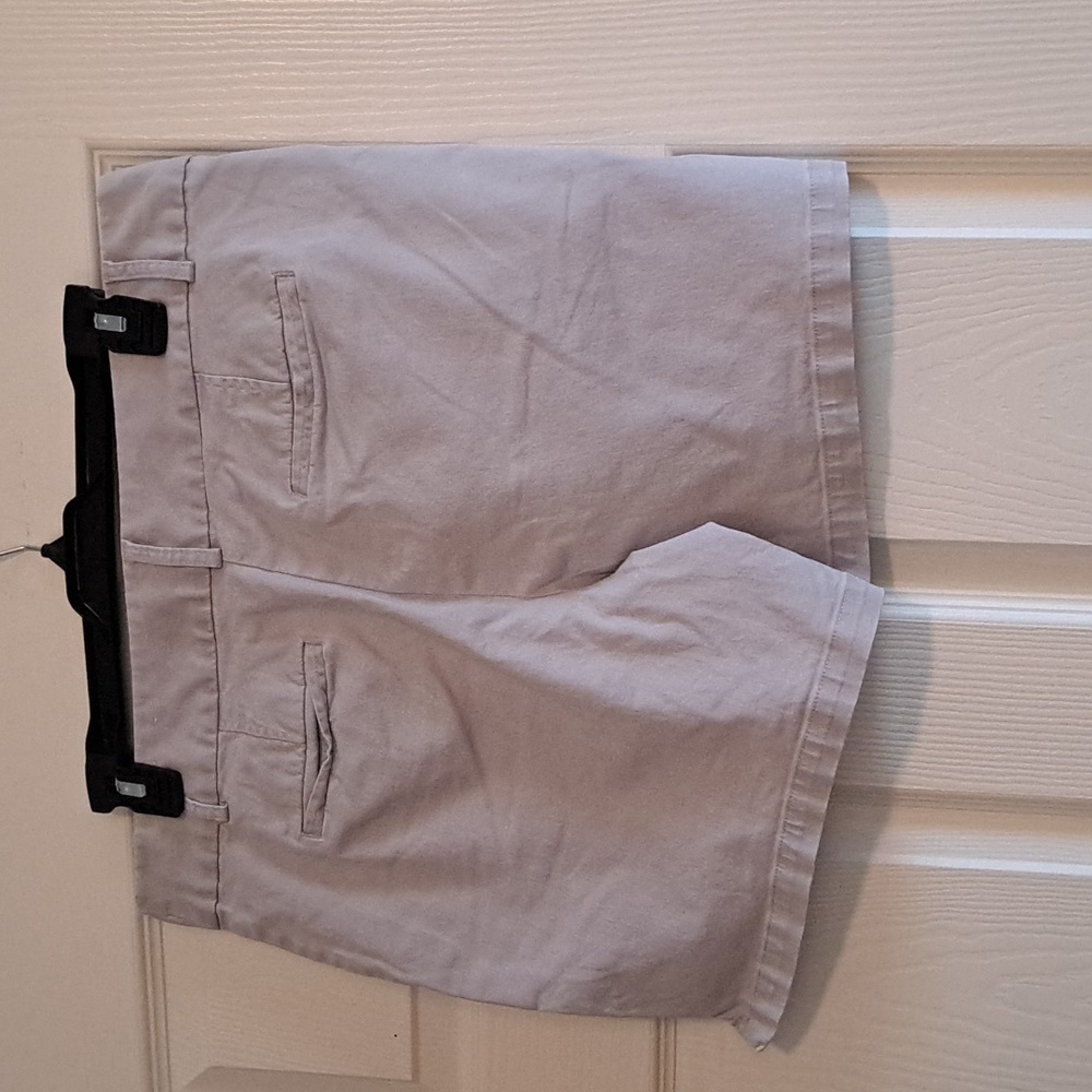 Riviera Shorts 6/20 - Picture 2 of 6